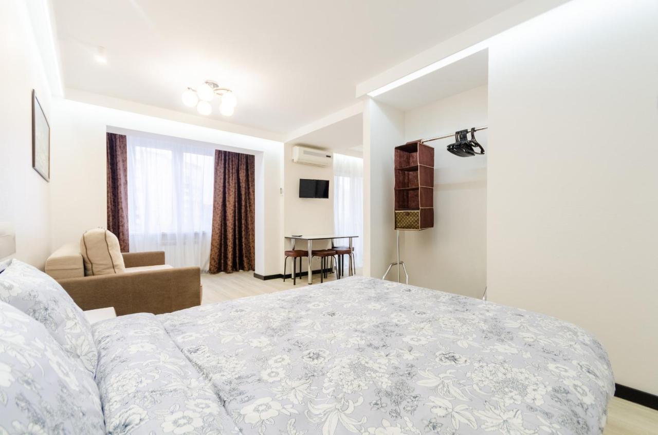 Artal Apartment On Obolonsky Avenue 31 Kyjev Exteriér fotografie